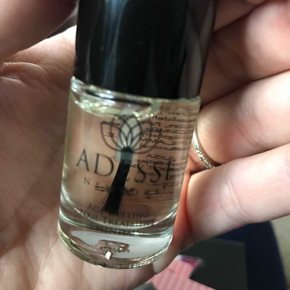 Adesse nail polish